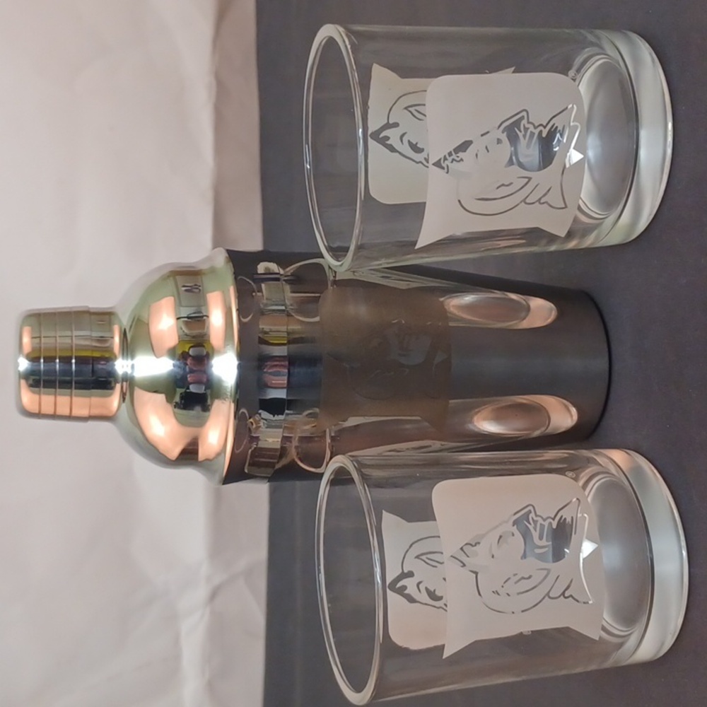 NWT DUKE ice shaker & 2 rocks whiskey glass gift set